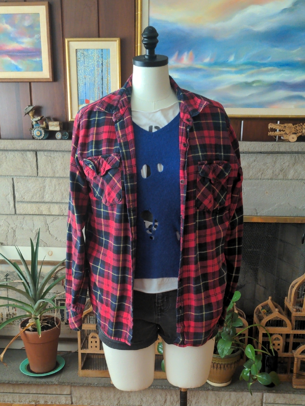 Billabong Red and Black Plaid Shirt with Yellow Lining. Unisex Medium. Soft.